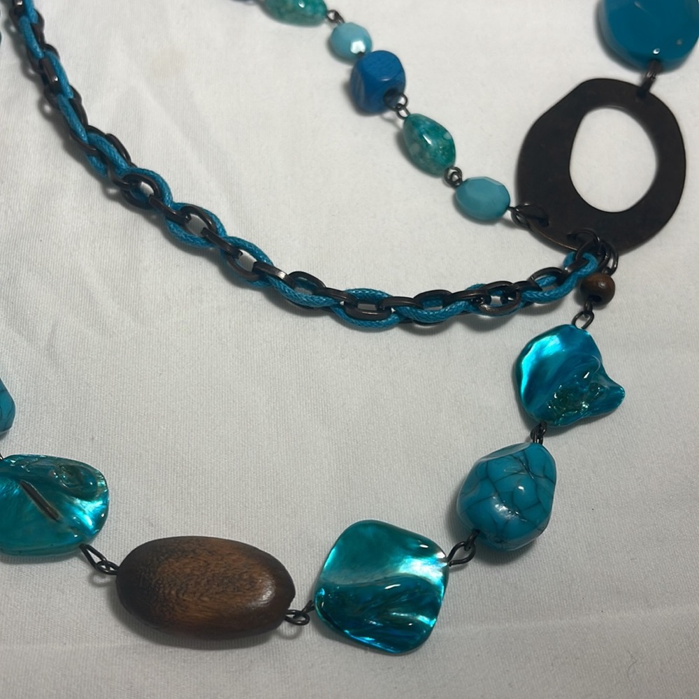 Beautiful Statement Necklace - image 2